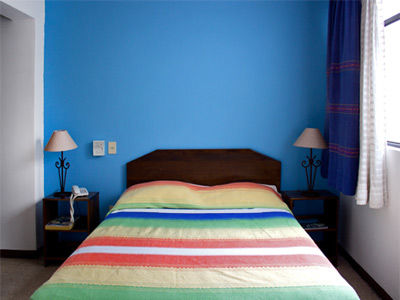 Hotel Capital O Crespo Hotel,
