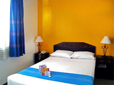 Hotel Capital O Crespo Hotel, 4*